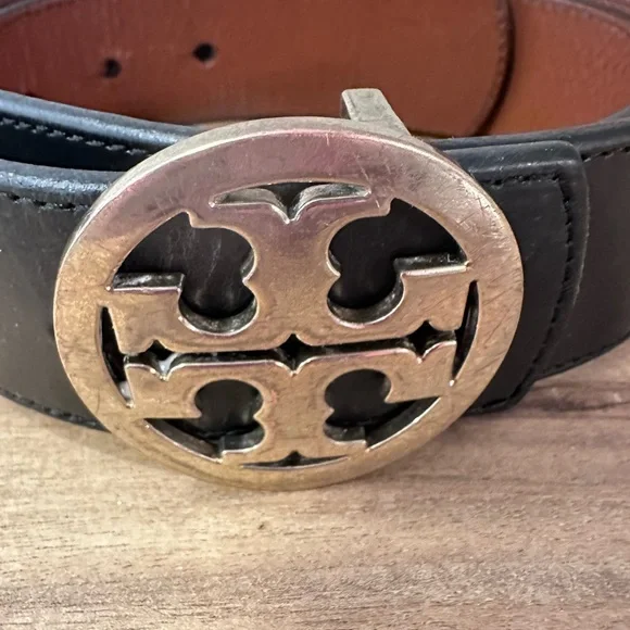 Tory Burch Miller reversible double sided leather double T logo buckle 40” belt - Picture 4 of 9